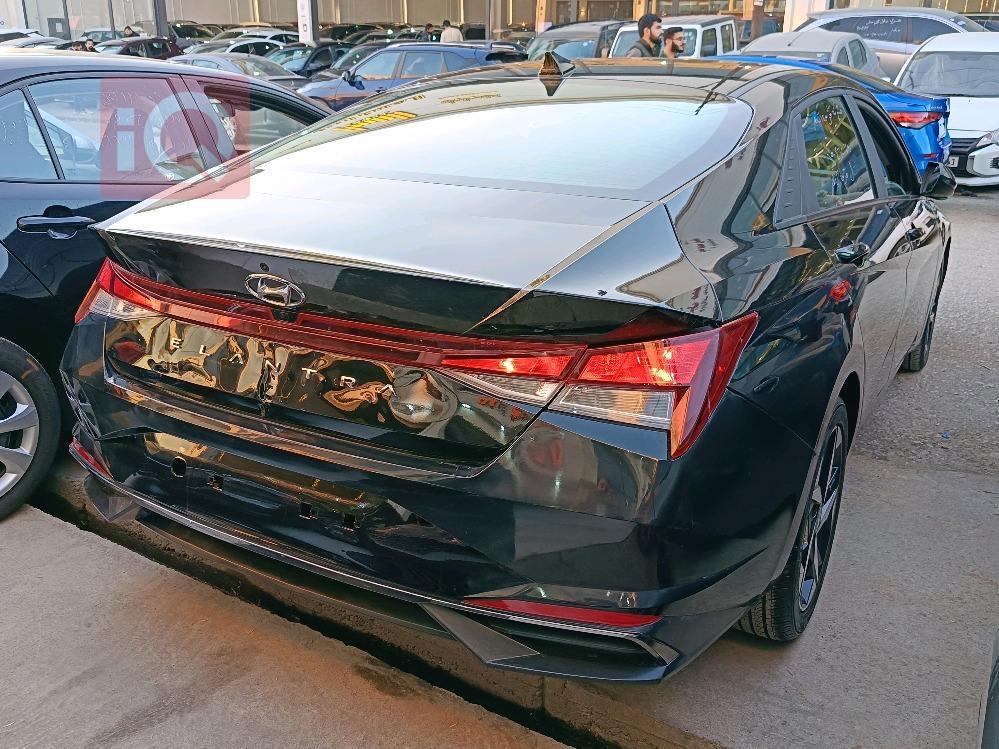 هیوندای ئەلەنترا
